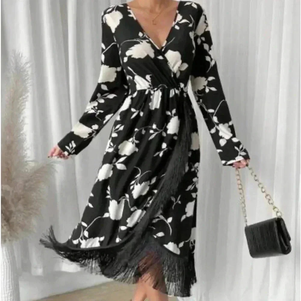 SHEIN  Frenchy Floral Print Fringe Trim Wrap Hem Dress  size 1 XL